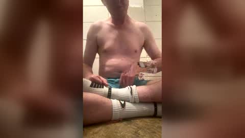 Southernblueyes online show from April 18, 2026, 3:49 pm