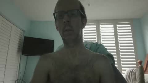 Snapshot of southflaman chatting on November 28, 2025, 12:52 pm ScorpioKobra online show from November 28, 2025, 12:52 pm