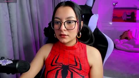 Lili online show from February 4, 2025, 3:22 am