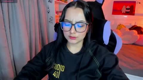 Lili online show from September 20, 2025, 12:55 am