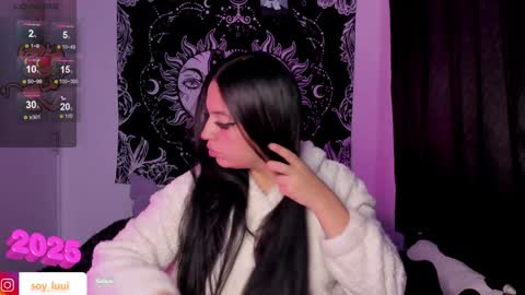 LUISA  online show from January 3, 2025, 8:11 pm