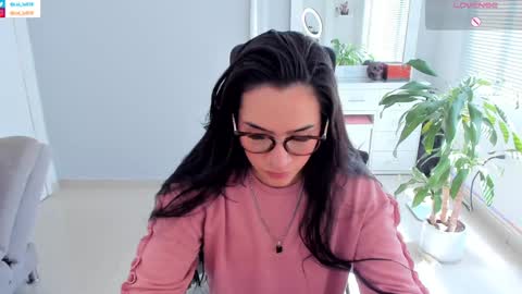 Luisa    online show from January 12, 2025, 3:25 pm