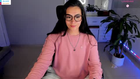 Luisa    online show from January 13, 2025, 12:09 am