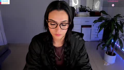 Luisa    online show from January 15, 2025, 12:51 am