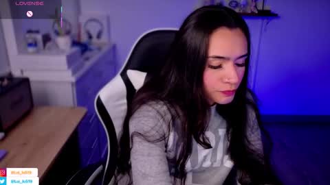 Luisa    online show from October 1, 2025, 12:05 am