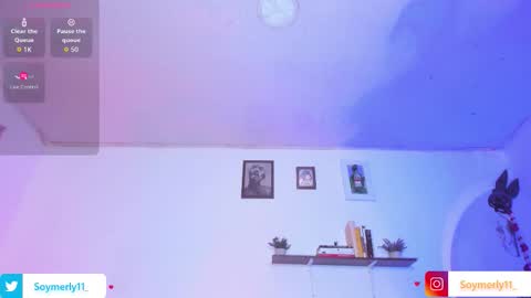 Independent Model Merly online show from October 20, 2025, 8:42 pm