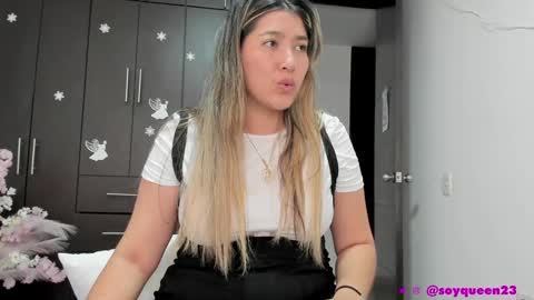 SoyQueen online show from December 16, 2024, 2:04 am