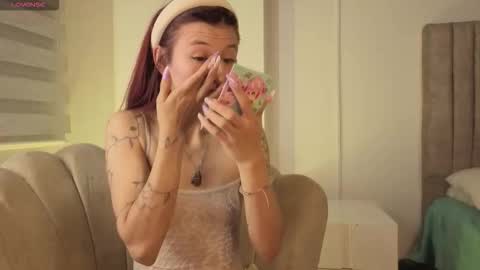      online show from November 27, 2025, 4:36 am