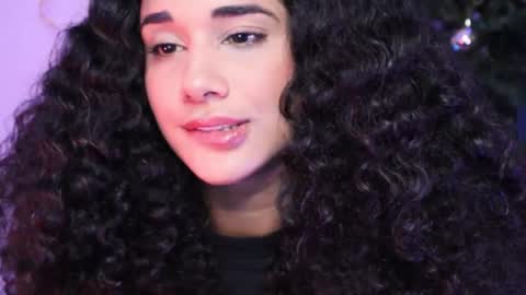 You want to talk to me more personal follow me in My Channel VIP  50 the discount       online show from December 9, 2024, 10:52 pm