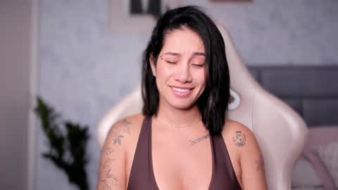 brisa  s online show from November 18, 2025, 2:54 pm