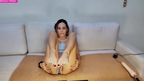 Snapshot of spaintense_ chatting on November 17, 2025, 1:44 am spaintense_ online show from November 17, 2025, 1:44 am