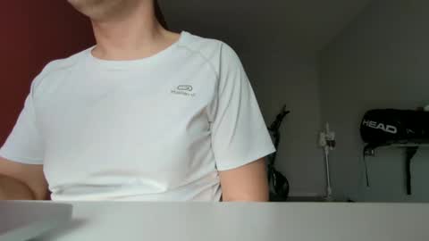 Snapshot of spanish_cockhard chatting on February 21, 2025, 2:27 pm Bob online show from February 21, 2025, 2:27 pm