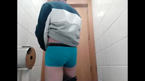 Manu  online show from January 8, 2025, 5:48 am