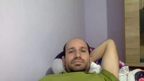 Snaiky online show from December 13, 2025, 7:53 pm