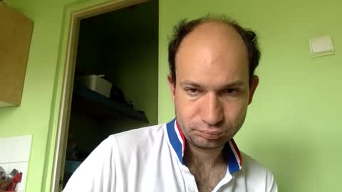 Snaiky online show from May 11, 2026, 10:21 am