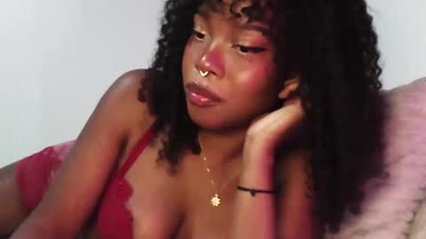 Soleil online show from November 13, 2025, 2:38 pm