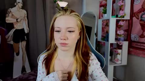 Snapshot of sparky_fox chatting on March 16, 2026, 1:22 am Nika online show from March 16, 2026, 1:22 am