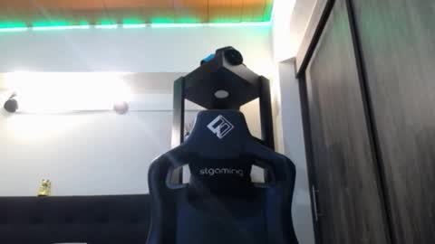     online show from March 4, 2026, 4:51 am