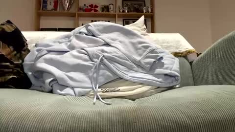 Dany online show from December 14, 2025, 2:33 pm