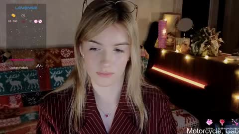 Snapshot of spicejessy chatting on January 18, 2025, 6:53 pm your sweet Jessy online show from January 18, 2025, 6:53 pm