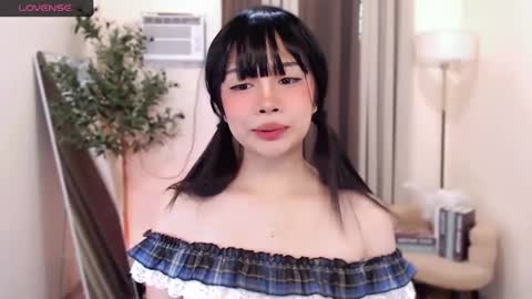 Snapshot of spicy_bunnyx chatting on April 17, 2026, 2:58 am Kimmy online show from April 17, 2026, 2:58 am