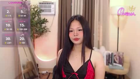 Snapshot of spicy_bunnyx chatting on May 5, 2026, 11:46 pm Kimmy online show from May 5, 2026, 11:46 pm