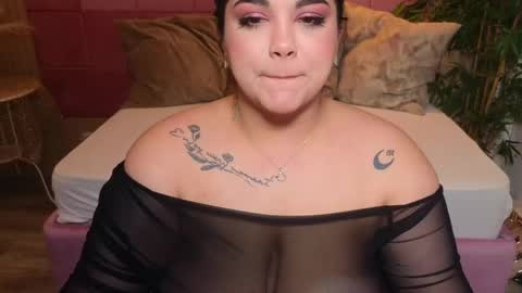 Snapshot of spicycarlaxx chatting on April 23, 2026, 7:27 pm spicycarlaxx online show from April 23, 2026, 7:27 pm