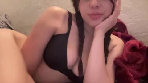 Snapshot of spicypiscesxoxo chatting on June 9, 2026, 2:34 am spicypiscesxoxo online show from June 9, 2026, 2:34 am