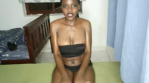 spicysashaa online show from September 19, 2025, 3:34 pm