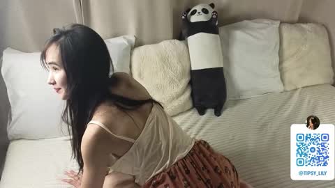 Tipsy online show from October 14, 2025, 5:36 pm