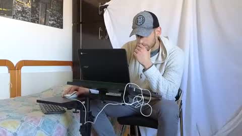 Marco. When Im offline you can view premium content in bio online show from February 22, 2025, 9:01 am