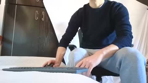 Marco. When Im offline you can view premium content in bio online show from October 8, 2025, 9:29 am