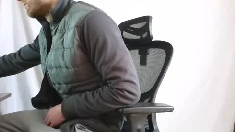 Marco. When Im offline you can view premium content in bio online show from March 26, 2026, 9:04 am