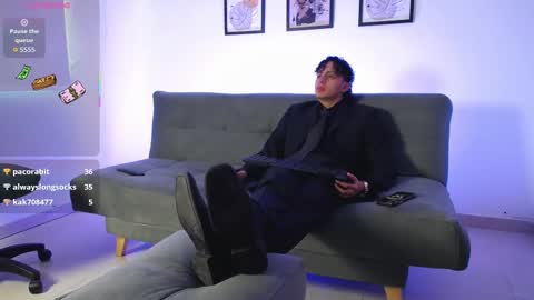 Snapshot of spike_spigell chatting on October 19, 2025, 9:37 pm Spike Spigell online show from October 19, 2025, 9:37 pm