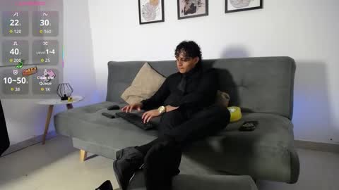 Snapshot of spike_spigell chatting on October 22, 2025, 4:24 am Spike Spigell online show from October 22, 2025, 4:24 am