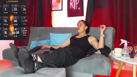 Snapshot of spike_spigell chatting on October 31, 2025, 6:14 am Spike Spigell online show from October 31, 2025, 6:14 am