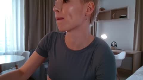 Snapshot of spiklencii chatting on September 20, 2025, 12:50 pm Elizabeth online show from September 20, 2025, 12:50 pm
