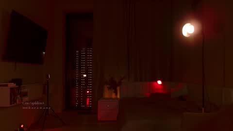 Elizabeth online show from December 18, 2025, 5:19 pm