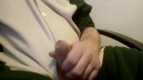 Snapshot of spikyandy chatting on February 21, 2025, 11:43 pm spikyandy online show from February 21, 2025, 11:43 pm