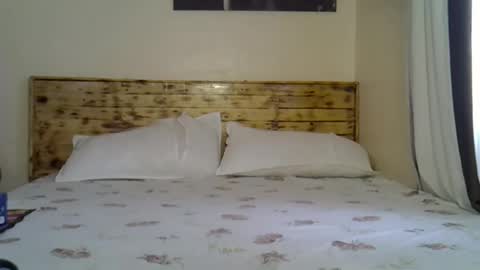 Snapshot of splasher_queen chatting on November 20, 2025, 8:14 am Splasher online show from November 20, 2025, 8:14 am