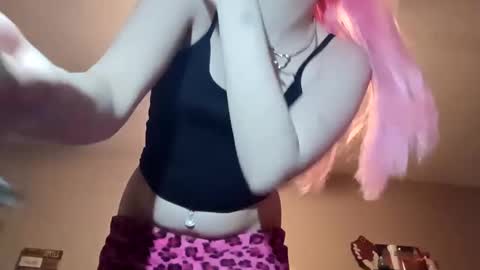 spoiledprincess4 online show from February 25, 2025, 7:09 am