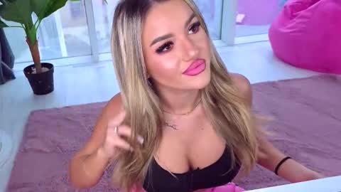 Anna online show from November 30, 2025, 11:03 am