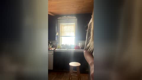 sporegeous online show from February 16, 2026, 5:53 pm