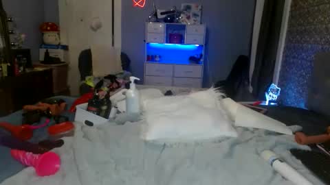 Snapshot of sporegeous chatting on June 6, 2026, 11:53 pm sporegeous online show from June 6, 2026, 11:53 pm
