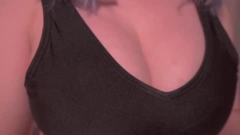 Snapshot of spr_abby chatting on January 7, 2025, 11:14 pm Abby online show from January 7, 2025, 11:14 pm