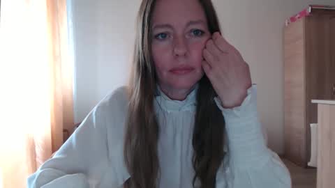 spring_time_ online show from April 22, 2026, 8:17 am