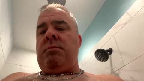 sprtsnut33 online show from December 22, 2025, 6:05 pm