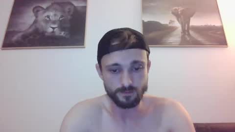 Snapshot of spyco82 chatting on February 28, 2025, 8:39 pm spyco82 online show from February 28, 2025, 8:39 pm