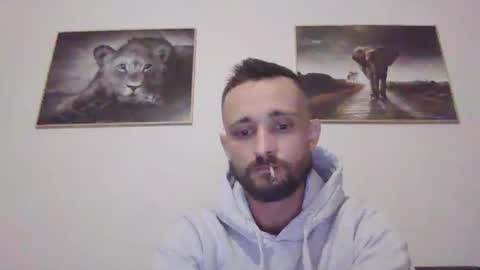 Snapshot of spyco82 chatting on March 1, 2025, 10:31 pm spyco82 online show from March 1, 2025, 10:31 pm