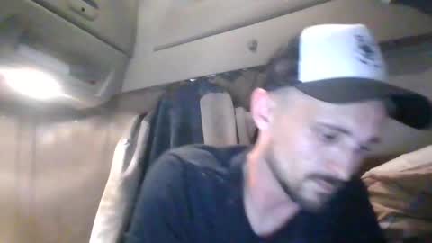 Snapshot of spyco82 chatting on November 6, 2025, 2:29 pm spyco82 online show from November 6, 2025, 2:29 pm